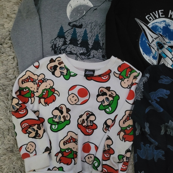 LARGE Kids Graphic Sweatshirt Bundle - Picture 5 of 6